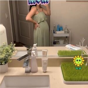 H&M flowy maternity dress